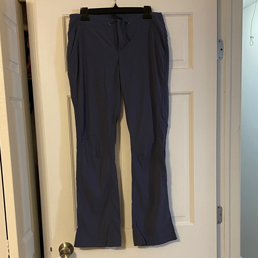 Women’s Columbia hiking pants
